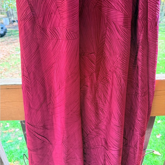 Donna Karan Deep Red Maxi Dress - Picture 6 of 8